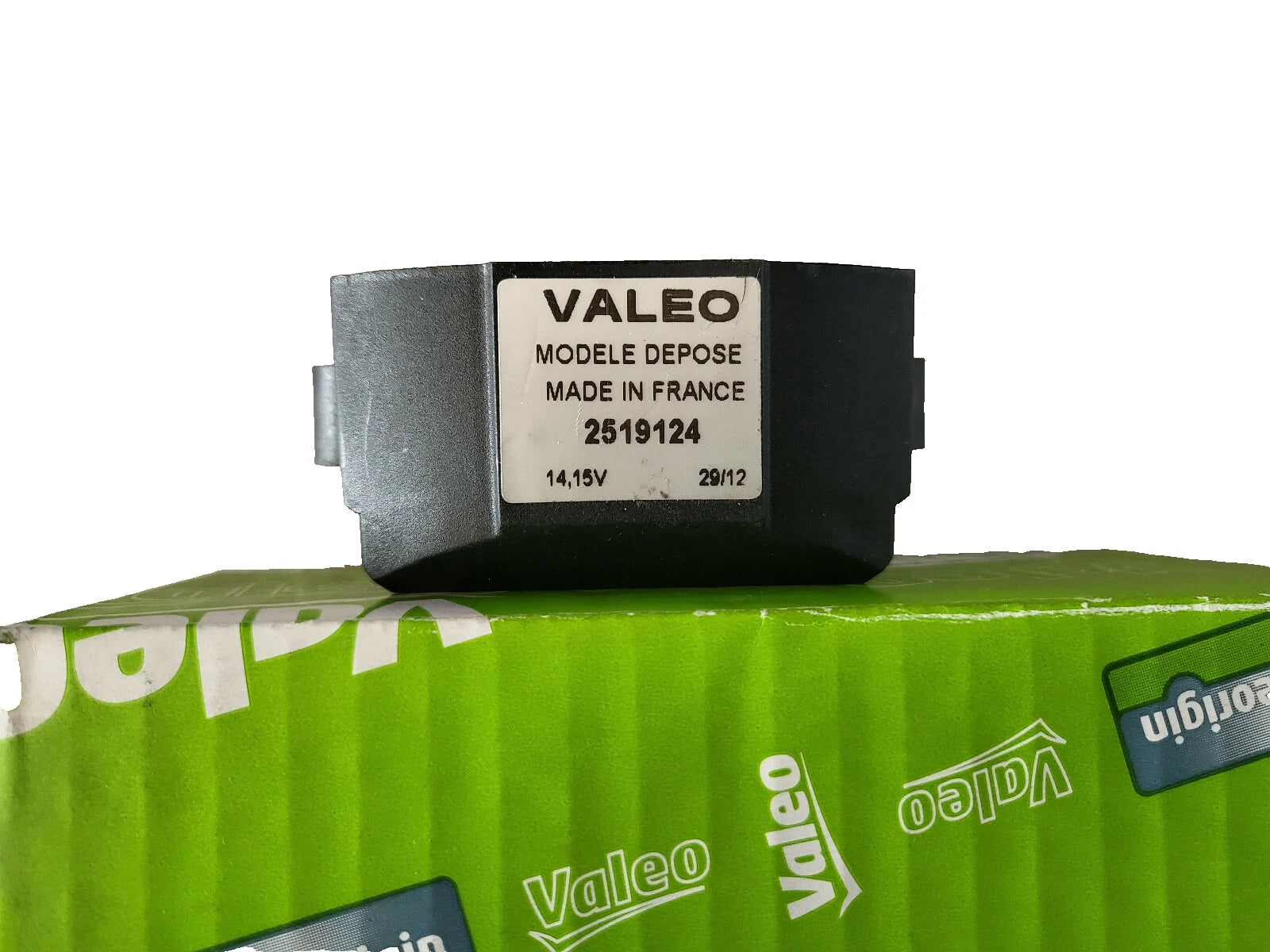 New Valeo OEM Internal Regulator 2519490, 592781, 592806, 86-04N