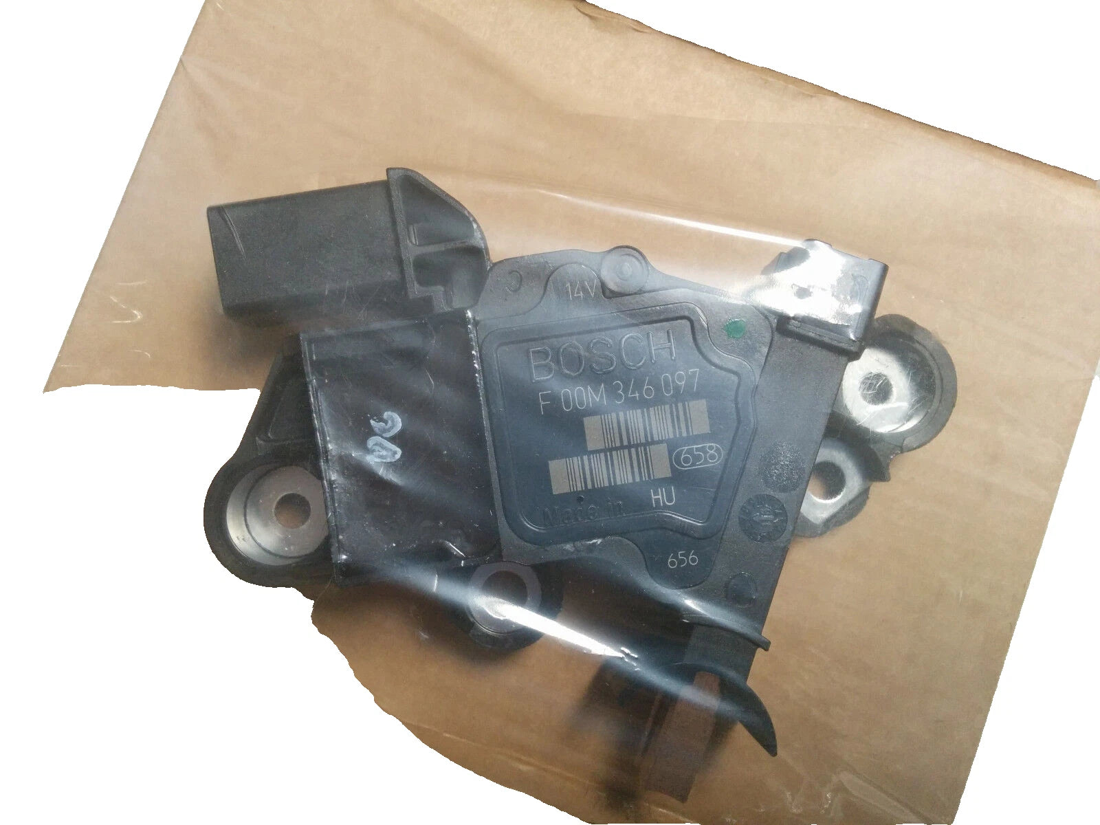 New Bosch OEM Voltage Regulator 1986AE0051, F00M346166, W080-67N / JB33